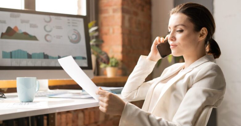 Analyzing and consulting